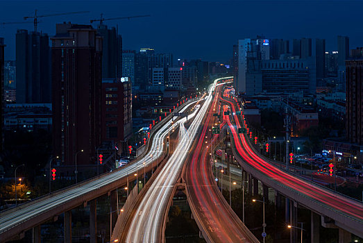 乌鲁木齐苏州路高架桥夜景