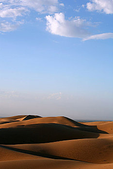 中国内蒙包头响沙湾沙漠风光
