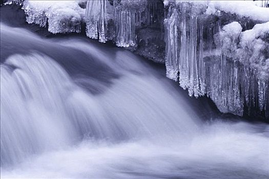 自来水,河流,冬天