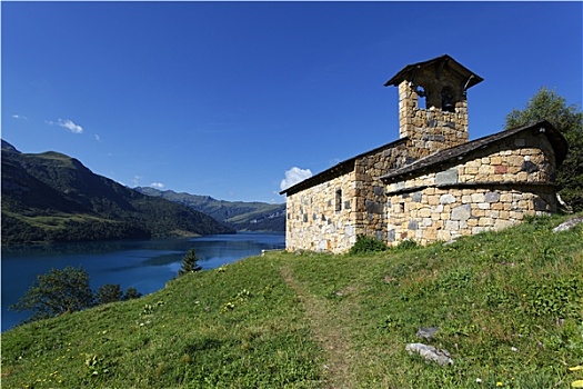 湖,小教堂,蓝天