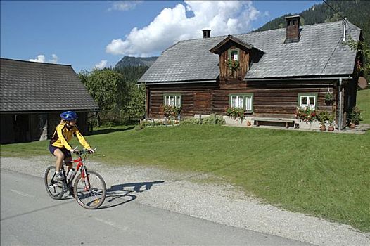 女人,骑自行车,高山牧场,国家公园,上奥地利州,欧洲