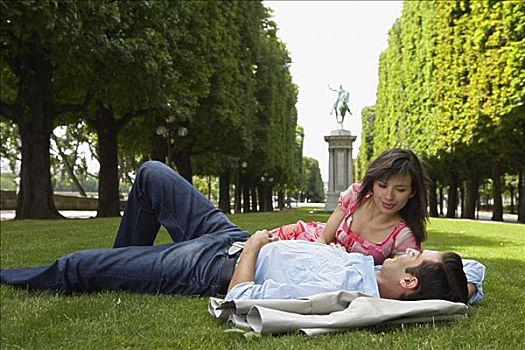 伴侣,躺下,公园