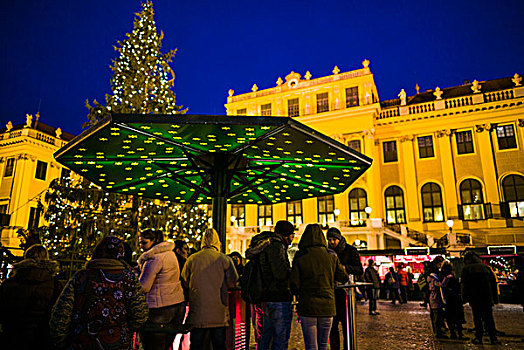 奥地利,维也纳,美泉宫,圣诞市场,晚间