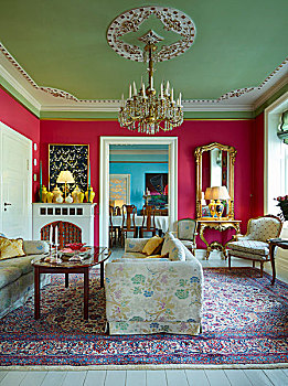沙龙,粉色,墙壁,淡色调,绿色,粉饰灰泥,天花板,吊灯,高处,休息区,风景,餐桌,入口,背景