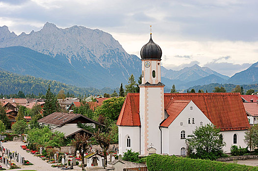 教区教堂,正面,山,加米施帕藤基兴,地区,上巴伐利亚,拜恩州,德国,欧洲