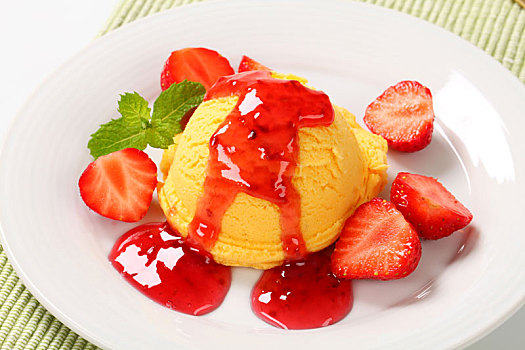 黄色,冰淇淋,草莓