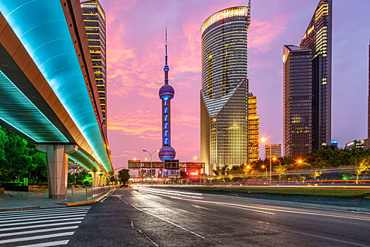 上海陆家嘴金融区现代建筑夜景