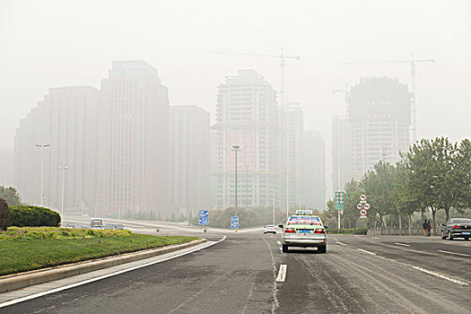 城市天际线,遮盖,烟雾,风景,公路,郑州,河南,中国,亚洲