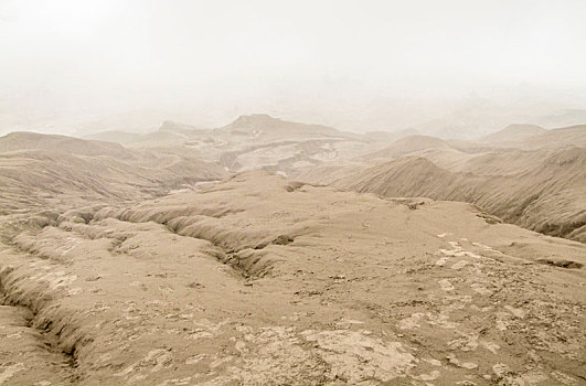 婆罗摩火山,爪哇