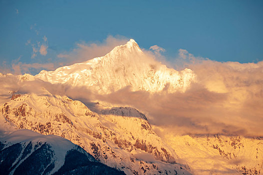 梅里雪山