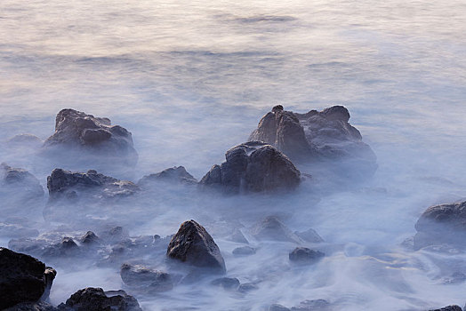 海浪,岩石海岸,大帝谷,加纳利群岛,西班牙,欧洲