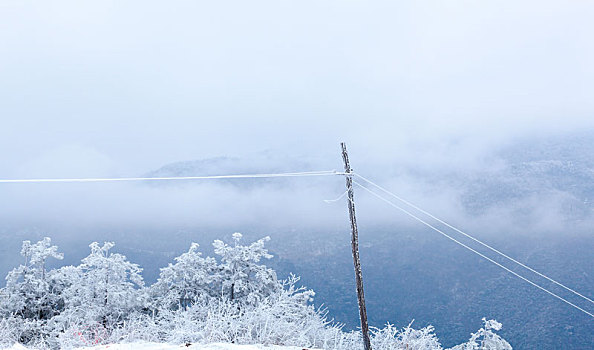 镇巴草坝子风景区风光