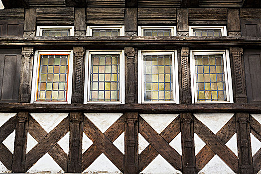 特写,半木结构,木质,建筑,侧面,彩色玻璃窗,布列塔尼半岛,法国