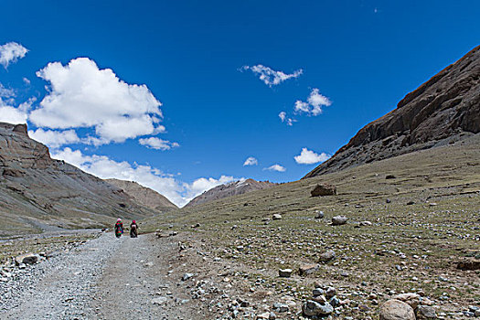 亚洲中国西藏阿里地区冈仁波齐神山转山路