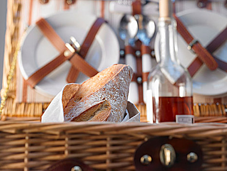 面包,葡萄酒,野餐篮