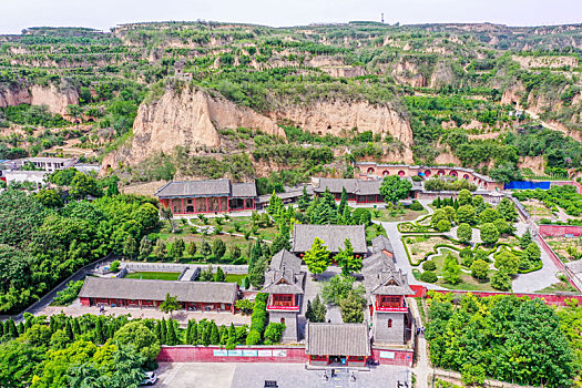 航拍河南巩义石窟寺,巩县石窟