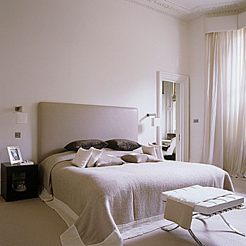 白色,卧室,双人床,皮革,头枕,凳子,结束