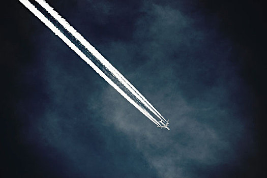 喷气式飞机,清晰,浓缩,水汽尾迹,飞行云,深蓝,天空