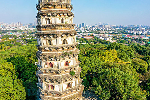 航拍江苏苏州虎丘山风景名胜区云岩寺塔