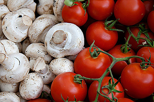 西红柿,蘑菇