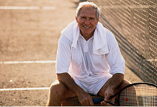 肖像,成熟,男人,拿着,网球拍