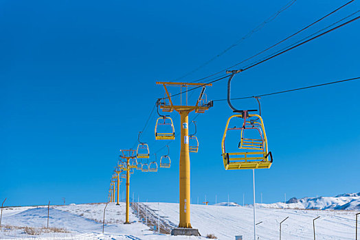 新疆冬季滑雪场