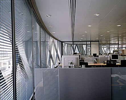 瑞士再保险塔,伦敦,2004年,地面,办公室,弯曲,玻璃墙,胜利,斯特灵,奖,建筑