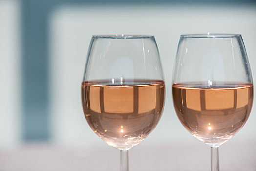 粉红葡萄酒白葡萄酒