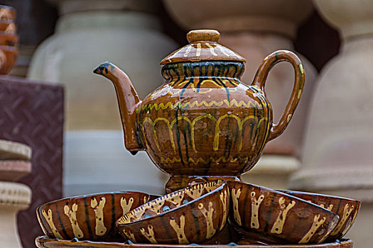 维吾尔族特色瓷器