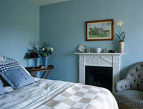 蓝色,卧室,壁炉,方格,床上用品,软垫,扶手椅