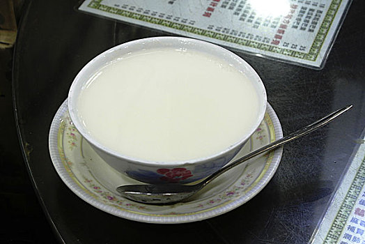 泰和堂凉茶馆,炖奶,香港九龙旺角