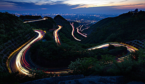 盘山公路