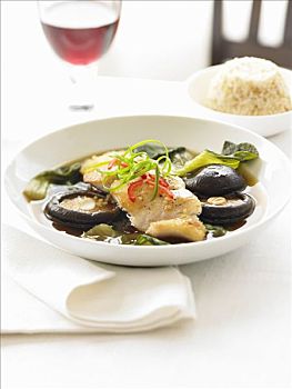 碗,鱼肉,蘑菇汤