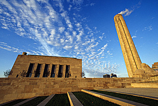 仰视,战争纪念碑,自由,纪念,堪萨斯城,密苏里,美国