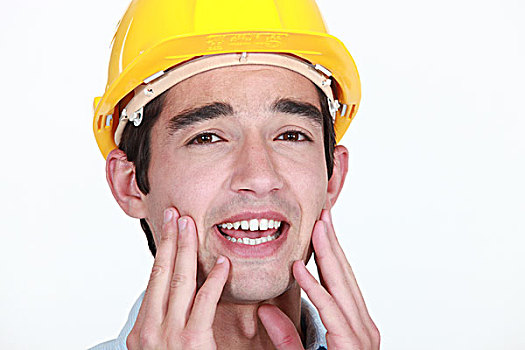 建筑工人,牙痛