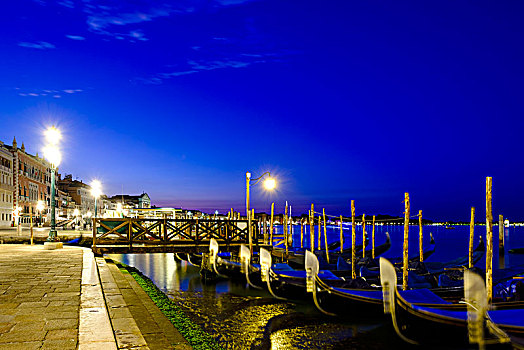 小船,码头,黄昏,威尼斯,威尼托,意大利,欧洲
