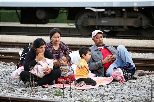 难民,家庭,铁轨