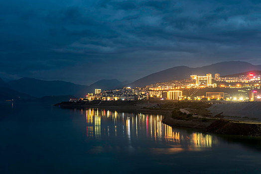 汉源城市夜景