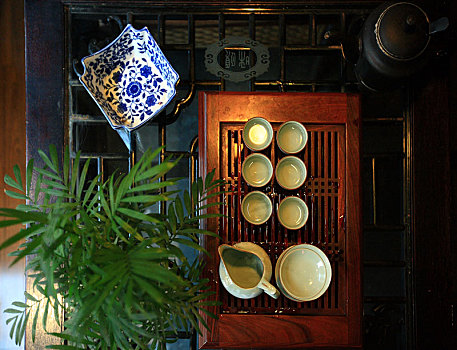 茶馆,倒茶,茶具,茶文化,茶桌,茶