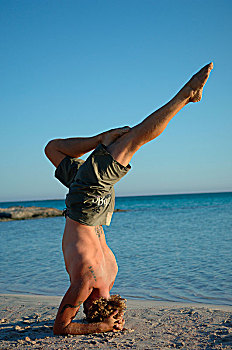男人,表演,瑜珈,海滩,希腊