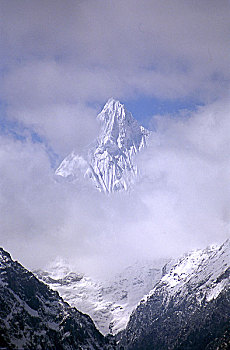 云南省德钦县梅里雪山神女峰