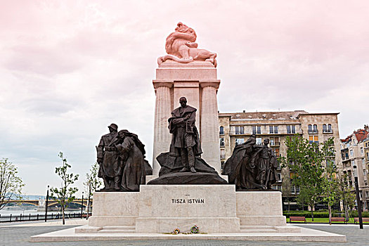 雕像在匈牙利首都布达佩斯