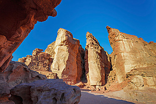沙岩构造,柱子,攀升,蓝天,公园,以色列