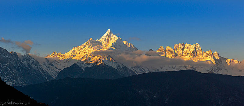 梅里雪山