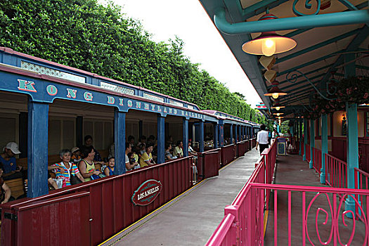香港迪士尼小火车