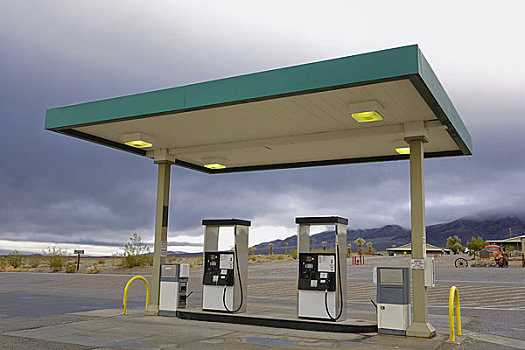 加油站,荒芜,死亡谷国家公园,加利福尼亚,美国