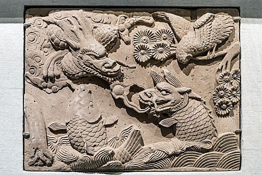 清代鲤鱼化龙纹砖雕,安徽博物院馆藏