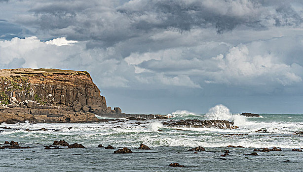 悬崖,泡沫,波浪,岩石海岸,玩物,湾,南部地区,南岛,新西兰,大洋洲