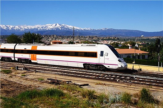 西班牙铁路公司,远景,列车,离开,车站,瓜地斯