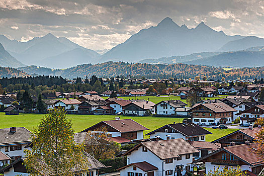 德国,巴伐利亚,城镇景色,阿尔卑斯山